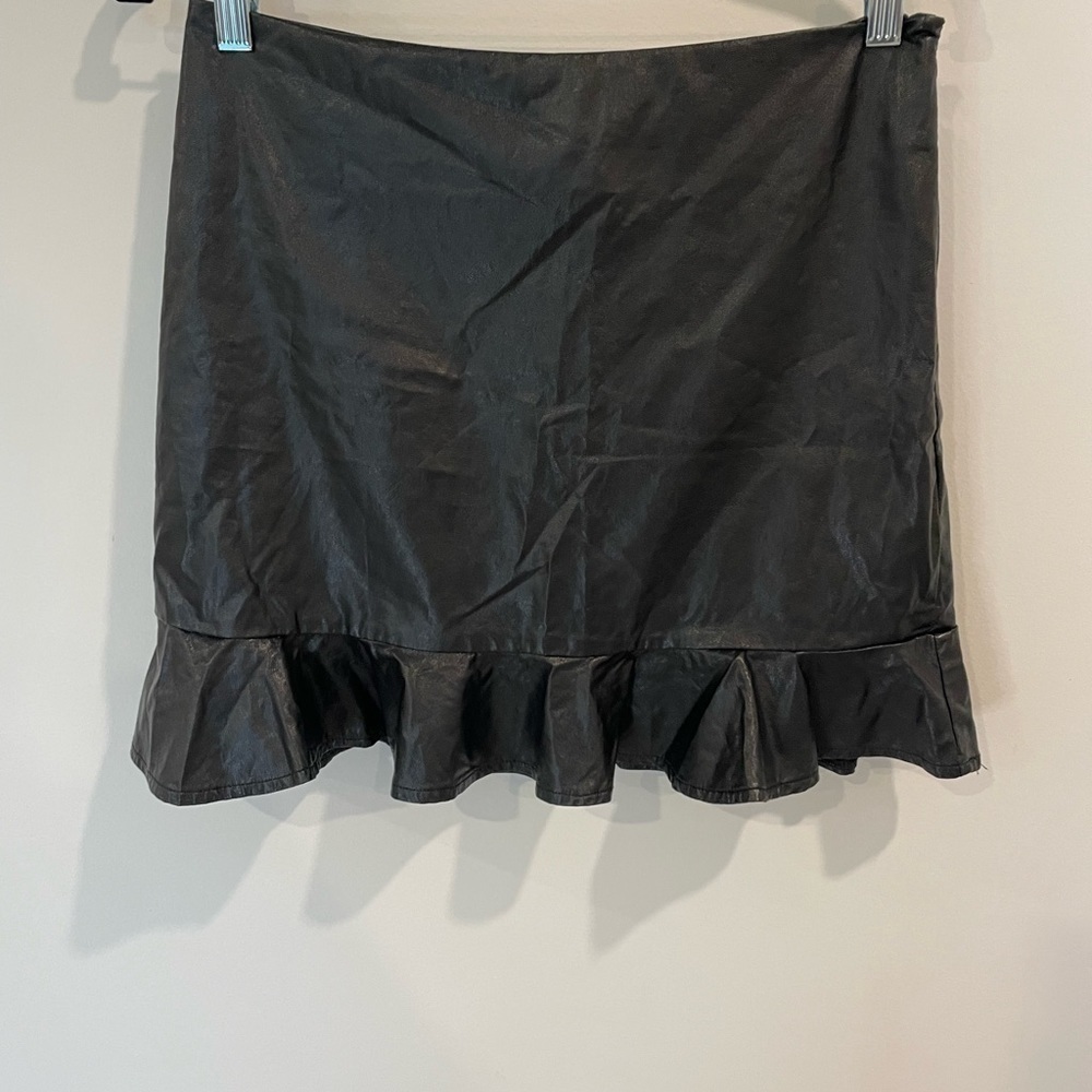 TCEC Leather Ruffle Skirt - Picture 3 of 5